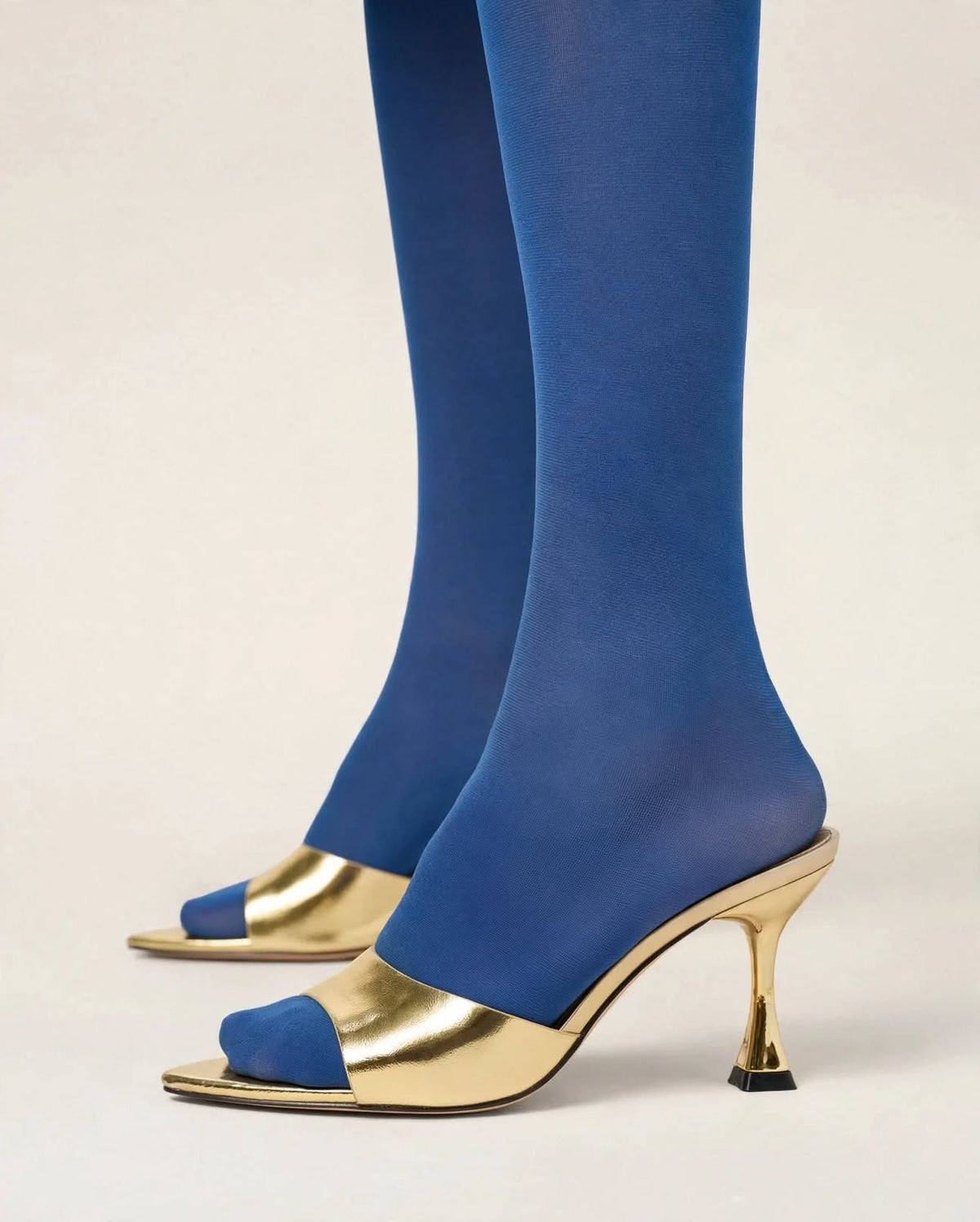 AURÉANE | The Metallic Sculpted-Heel Mules