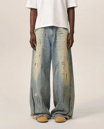 MATHIS | The Distressed Denim Jeans