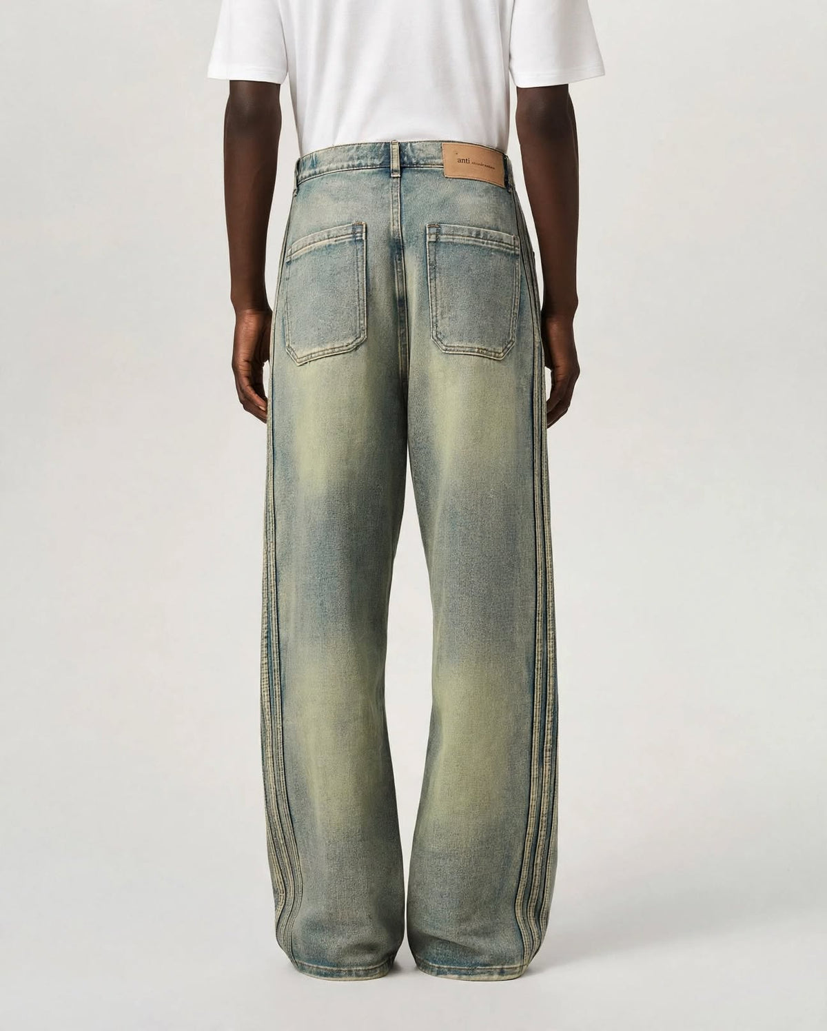 RAPHAËL | The Vintage Denim Jeans