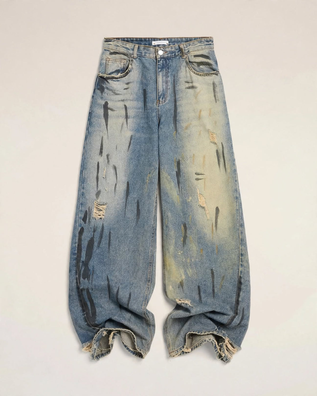 MATHIS | The Distressed Denim Jeans