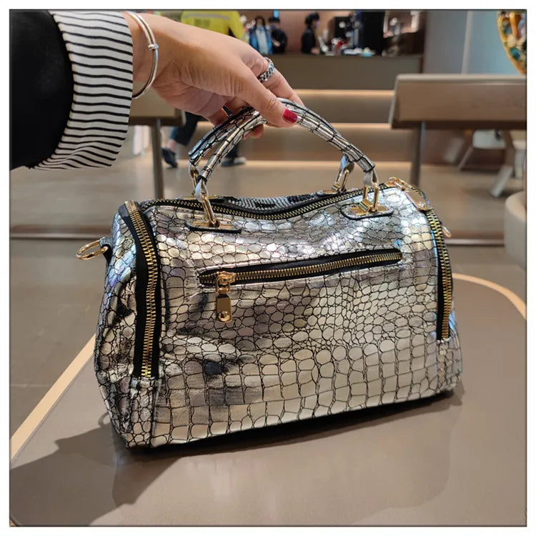 HELLO KITTY NOIR DUFFLE MINI